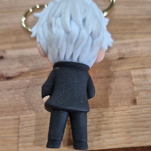 Anime Character Satoru Gojo Keychain - Picture 6 of 6